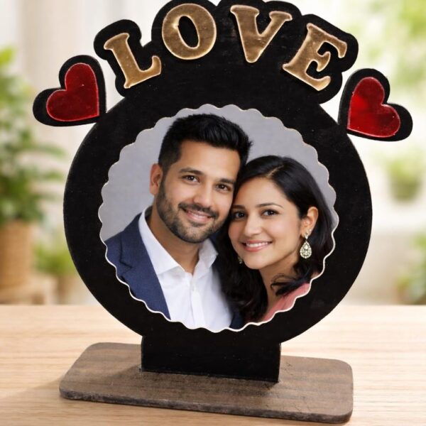 Themed Couple Photo Stand